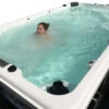 Nager avec le spa de nage Malaga et se reposer avec les 2 places de massage
