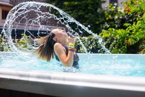 Spa de nage : Parfait  compromis entre piscine et jacuzzi