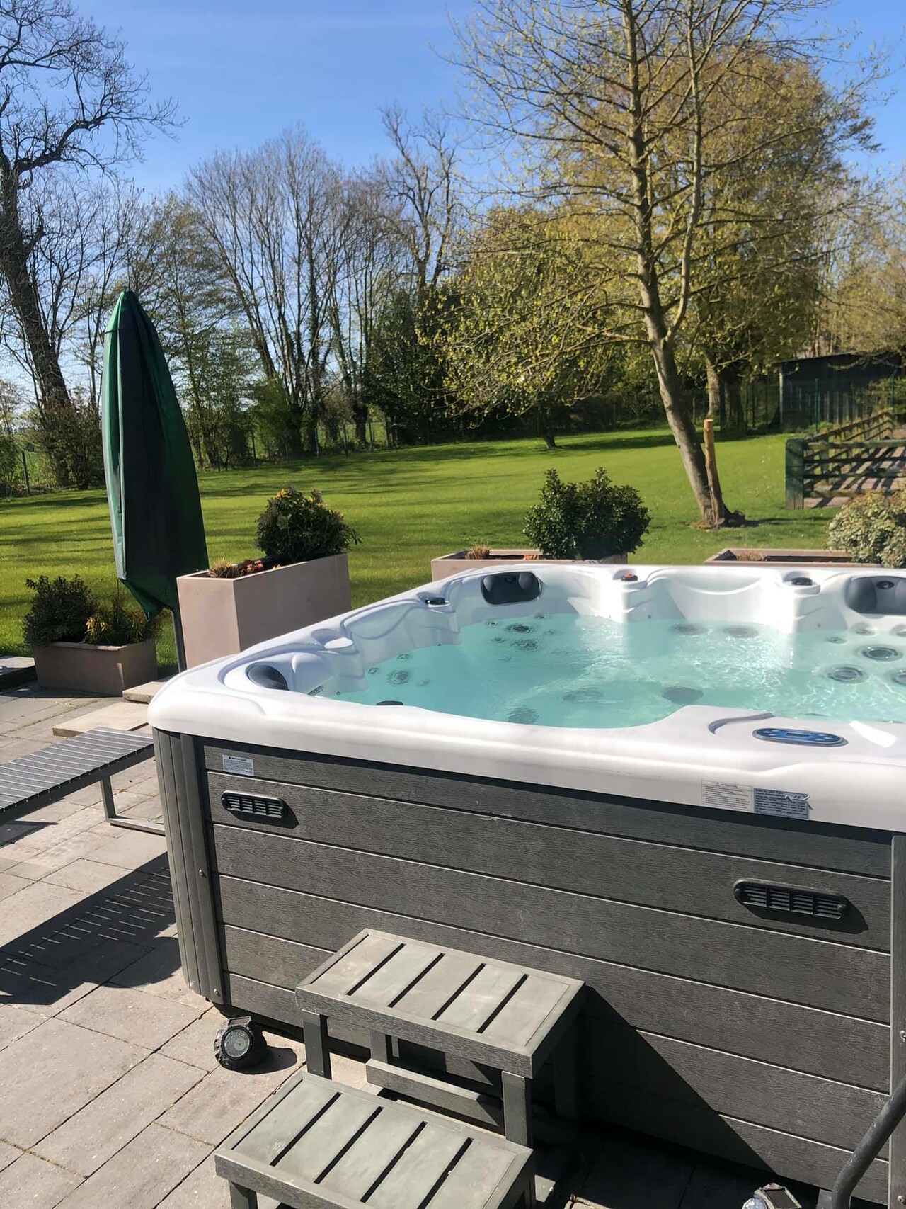 Astuces pour réduire la consommation électrique d'un Spa Jacuzzi Spa