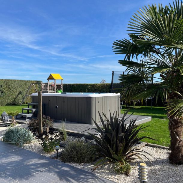 Choisir un Spa de Nage Mono Bassin : concilier bassin de nage sportive et relaxation
