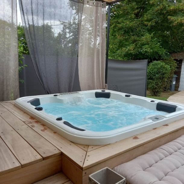 Alexandra Vernière — Dirigeante Spa Alina